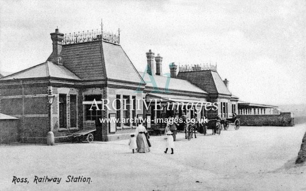 Ross on Wye, GWR Railway Station forecourt