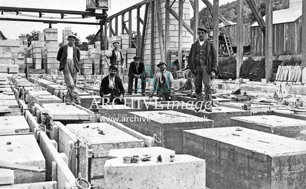 Calstock Viaduct Construction