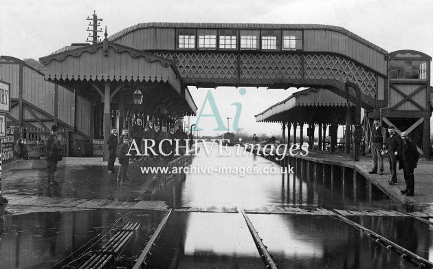 Glastonbury S&DJR station, flood c1910