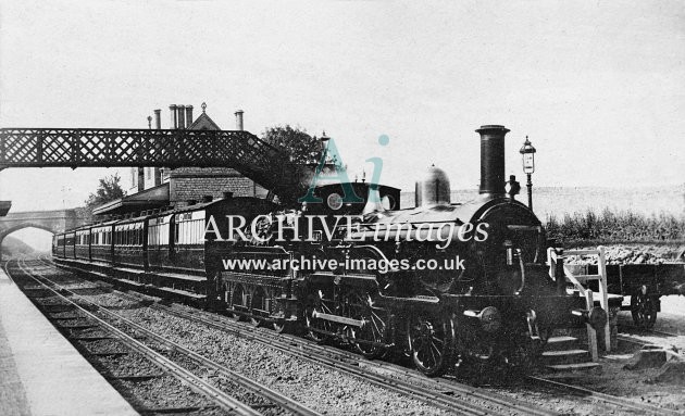 Keynsham station, mixed gauge, GWR 2-4-0 No 481 c1890